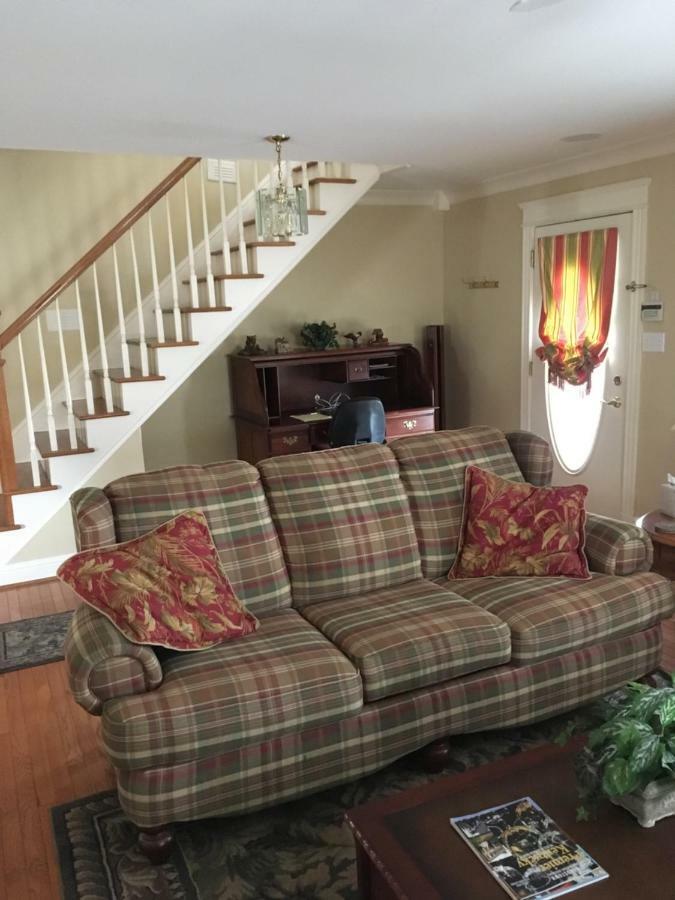 Downtown Abode In The Heart Of The Bourbon Trail Villa Lebanon Dış mekan fotoğraf