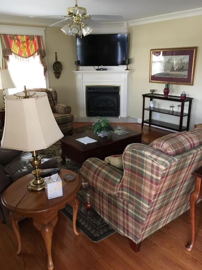 Downtown Abode In The Heart Of The Bourbon Trail Villa Lebanon Dış mekan fotoğraf